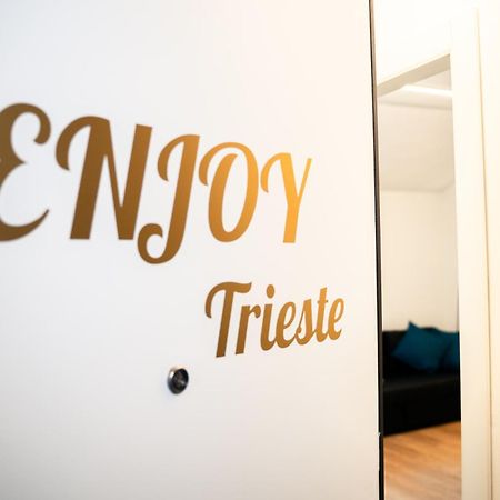 Enjoy Trieste In The City Center Exterior photo